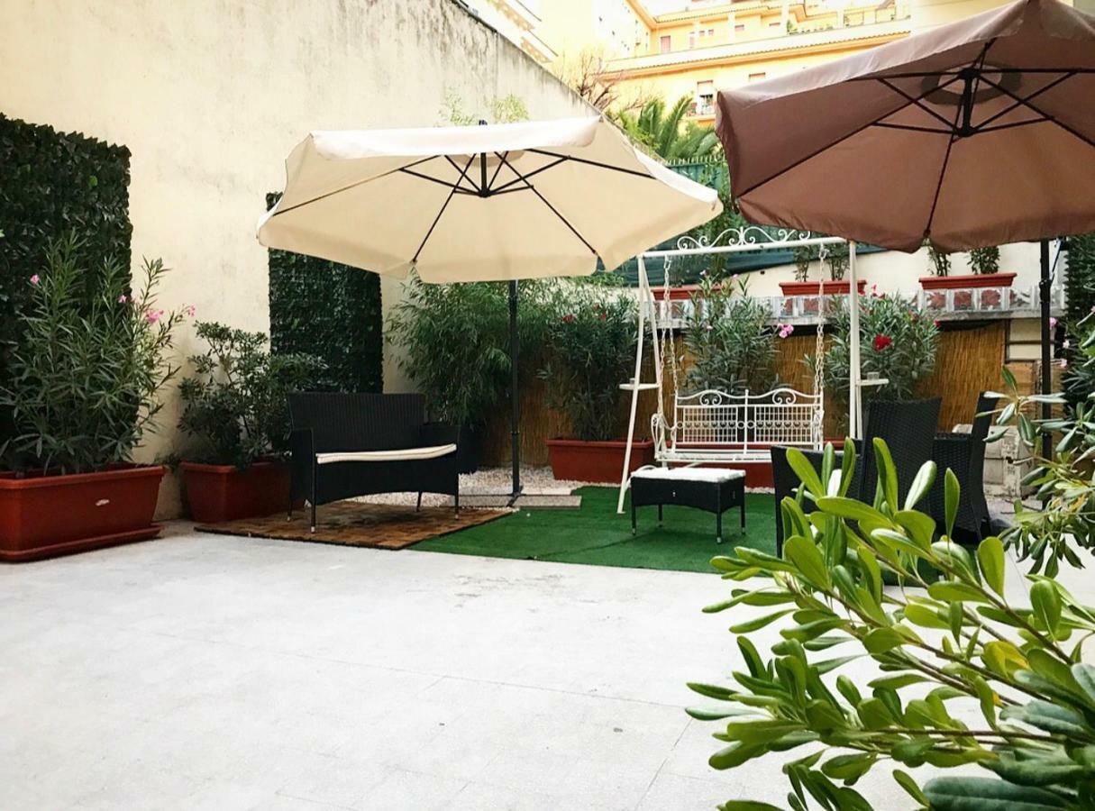 B&B Dea Flora Roma エクステリア 写真